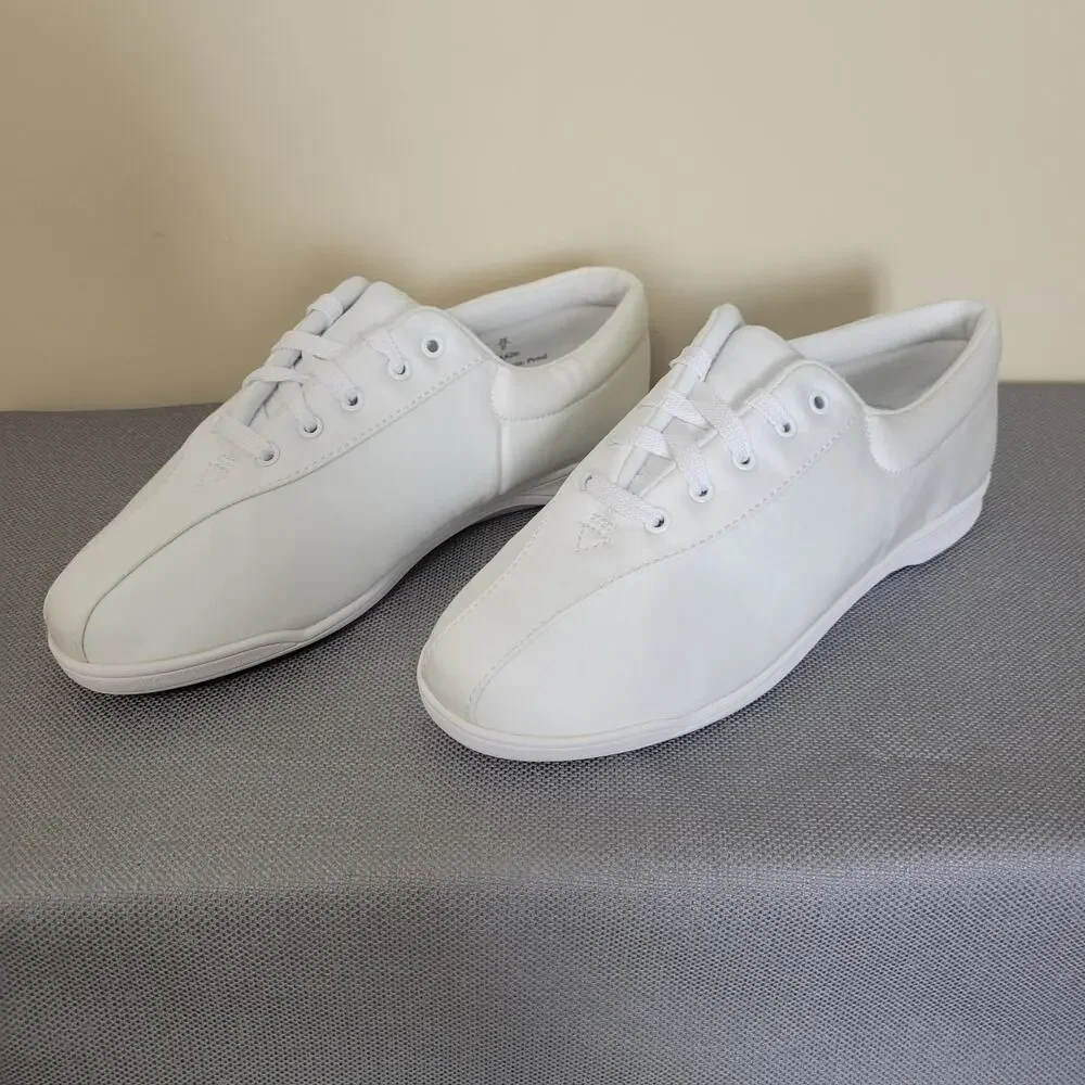 NWOT/B Easy Spirit 10D White AP1 Lace Up Walking Sneaker Shoe Textile - Picture 4 of 15